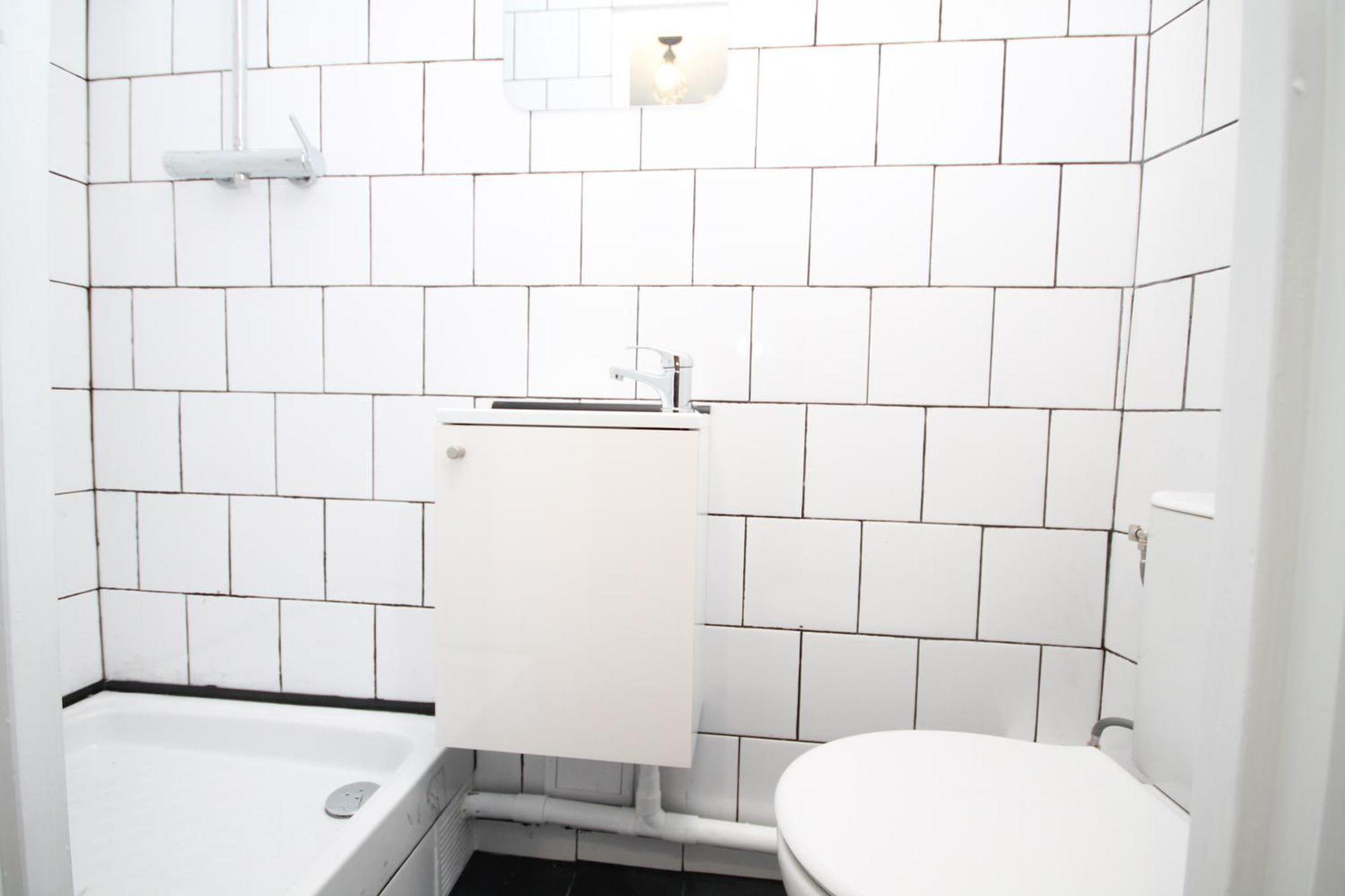 09 - Chambre Proche Paris Et Transports Avec Tv Wifi Saint-Denis  Ngoại thất bức ảnh
