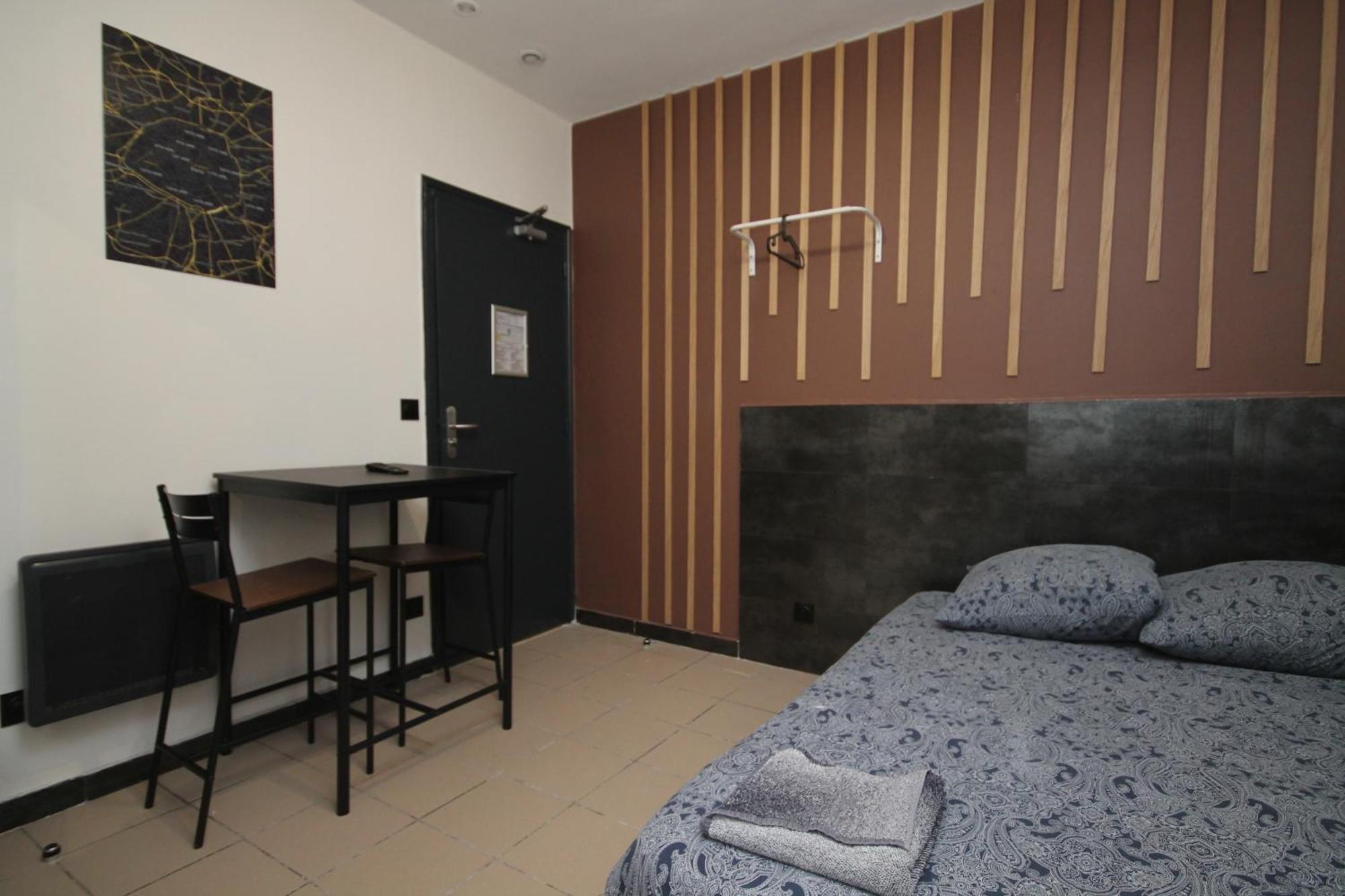 09 - Chambre Proche Paris Et Transports Avec Tv Wifi Saint-Denis  Ngoại thất bức ảnh